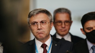 Всички българи по света трябва да имат възможност да учат