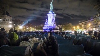 Френският вътрешен министър Жералд Дарманен обяви че започва разследване на