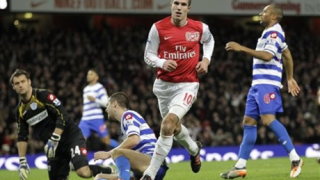 Ван Перси-младши може да заиграе в Арсенал