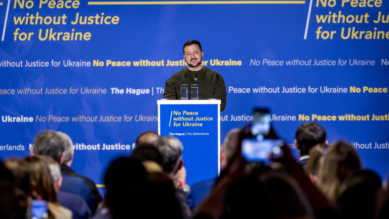 Зеленски в Хага: Тази война трябва да бъде последната в света и ние ще я направим
