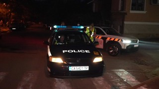 Незаконна подпорна стена рухна върху автосервиз във Велико Търново