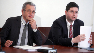 Няма дупка в бюджета, това са политически атаки, спокоен Чобанов 