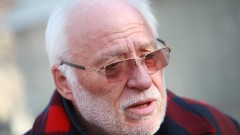 Емилиян Гебрев: България развива хаотично оръжейната си промишленост