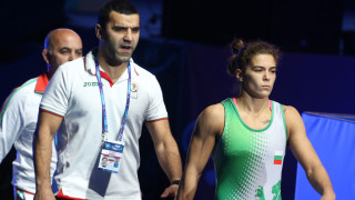 Световната и европейска шампионка Тайбе Юсеин започна с чиста победа