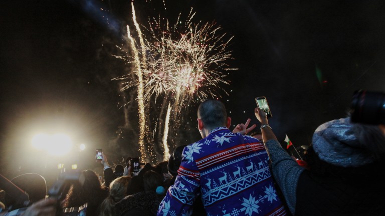 Близо 600 души са преминали в Новогодишната нощ през спешния