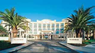 Versace прави курорт с охлаждащ се пясък в Дубай