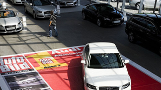 Фирмените сервизи пазят возилото по-дълго