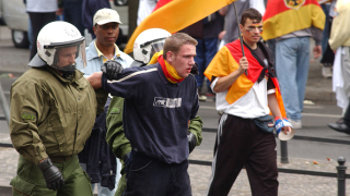 Феновете в Германия няма да стъпят на който и да е стадион