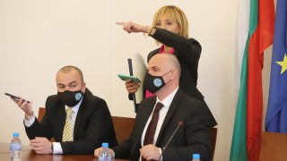 МЕ и Булгартрансгаз ще дадат исканата информация на комисията по