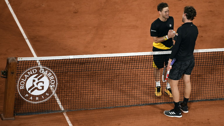 Диего Шварцман е полуфиналист на "Ролан Гарос" след голяма драма с Доминик Тийм