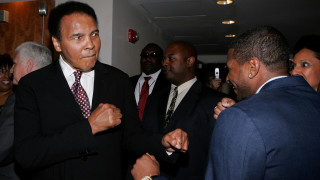 Какво още е умеел Мохамед Али, освен да се боксира