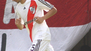 18 хиляди евро на месец за уругваеца в Литекс