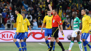 Кака притеснен от многото картони