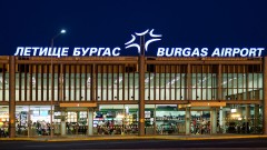 Ремонт затваря летище Бургас за месец