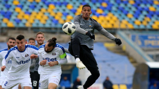 Контролите са удобна възможност за играчите които претендират за титулярно