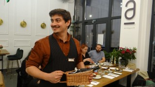 Колко изкуство може да има в пиенето на бира На