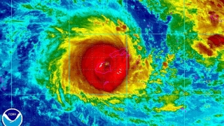 Десетима загинали в урагана, ударил Фиджи