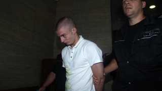 Проверяват здравето и психиката на един от биячите на 3-годишния Христо