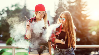 Нови и изключително строги разпоредби за продажбата на никотинови вейпове