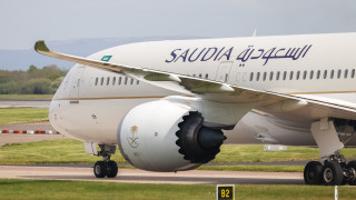 Самолет на Saudia Airlines кацна аварийно в Индонезия след бомбена заплаха