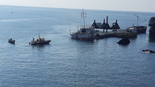 Три влекача изтеглиха Вера Су Операцията започна в полунощ и