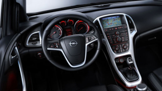 Opel показа интериора на Astra (галерия)