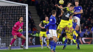 Отборът на Лестър постепенно издиша в ролята си на единствен