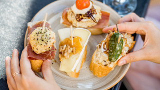 Испанската кухня е израз на богатата културна мозайка на страната