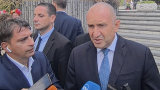 Примирението с унищожаването и заграбване на бизнеси с покваряването на