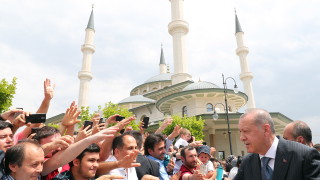 Президентът на Турция Реджеп Ердоган представи първия 100 дневен план за