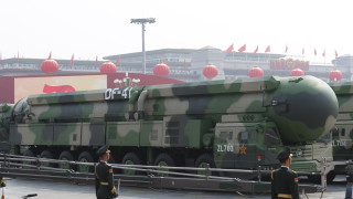 Китай насочва свои междуконтинетални ядрени ракети към Австралия след като