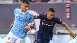 Станислав Иванов записа още един мач като титуляр за Чикаго