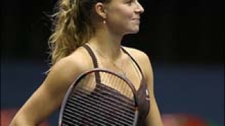 WTA Люксембург: Даниела Хантухова - Марион Бартоли 6:2, 6:2