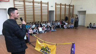 Димитър Кузманов се срещна с децата от училище Св Константин Кирил