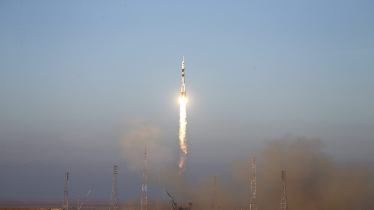 Русия отмени космически полет до МКС поради технически причини