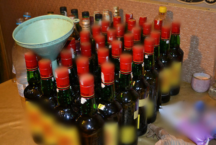Алкохол, произведен във "Факултета", е пласиран през интернет