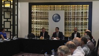 На кръгла маса партии и организации борят корупцията