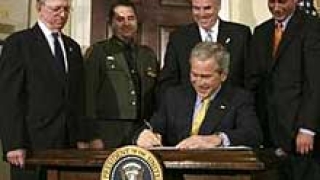 Буш подписа закона за оградата с Мексико