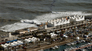 Най любимите на туристите места в Испания са пострадали силно от