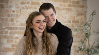 27 годишната Емари Дженсън не се смята за късметлийка в любовта Това