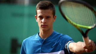 Един от талантите на българския тенис Симеон Терзиев се подготвя