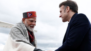 Френският президент Еманюел Макрон заяви че е разговарял с индийския