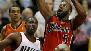 Голдън Стейт се класира в плейофите за сметка на ЛА Клипърс