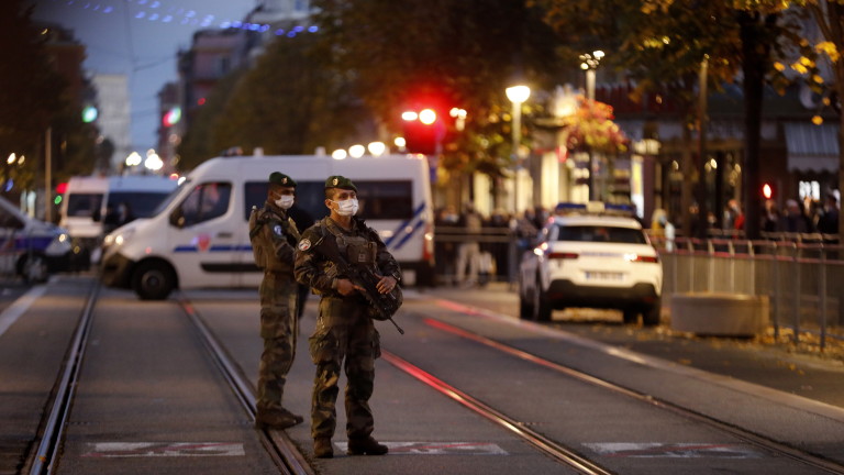 Още четирима са задържани за нападението в Ница