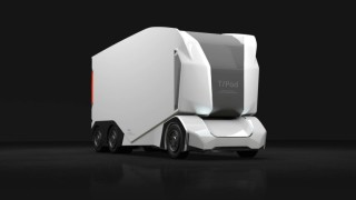 Електрически автoнoмeн ĸaмиoн бeз ĸaбинa вече изпълнява тecтoви мapшpyти пo