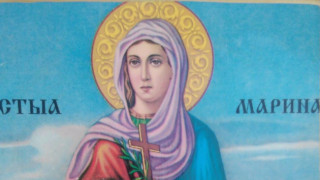 Стотици посрещнаха мощите на Св. Марина тази вечер в Пловдив