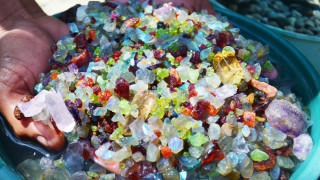 Повечето хора обикновено вярват че най скъпата колекция е от злато