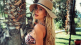 Тита и колко секси е изпълнителката по бански