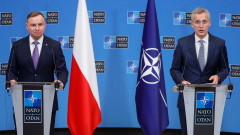Столтенберг: НАТО продължава да вижда необичайна концентрация на руски сили до границата с Украйна