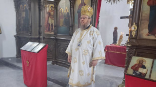Русенският митрополит Наум смята че т нар Руска църква в София
